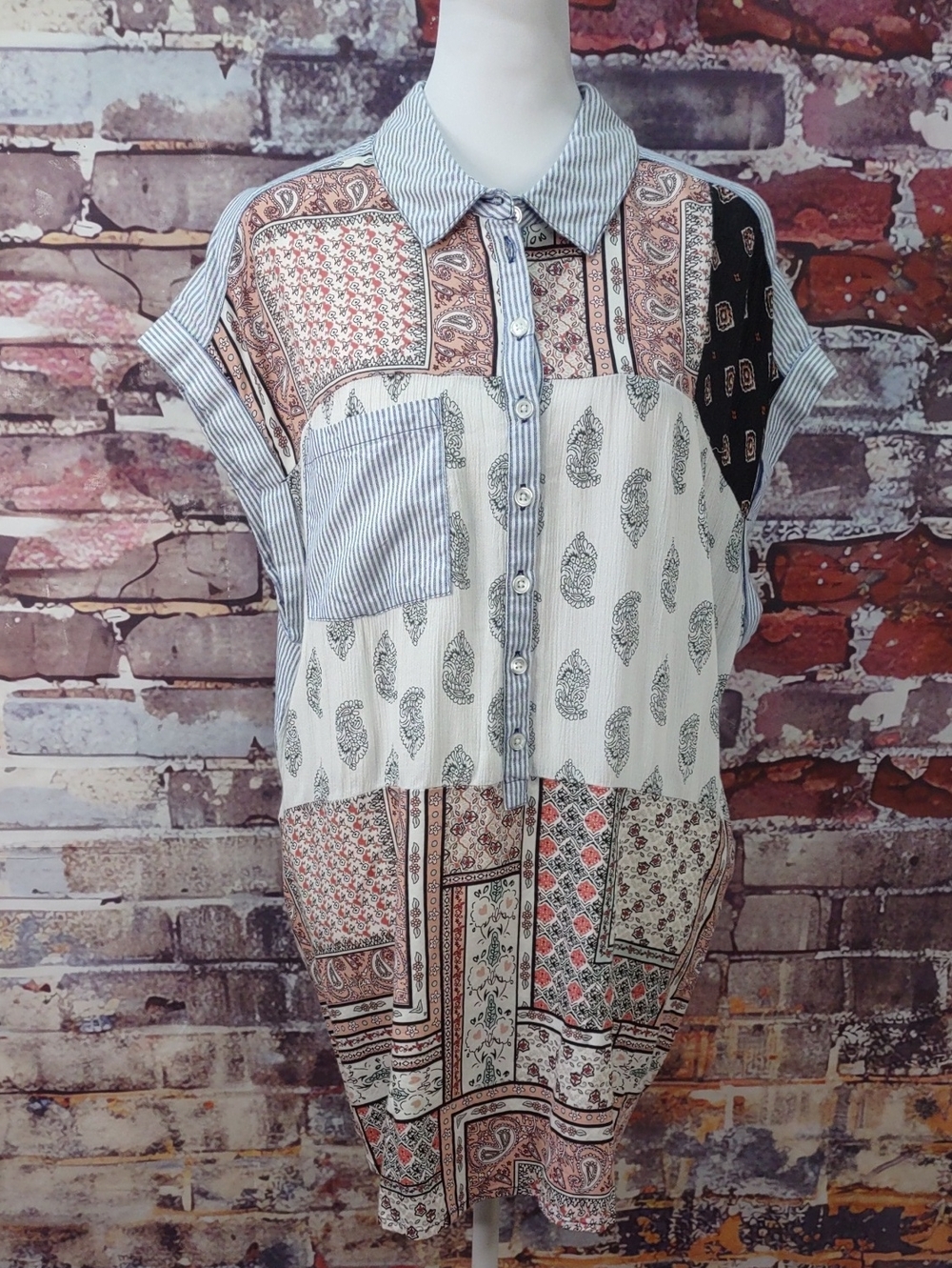 intro. Patchwork Paisley 3/4 Button Front Top